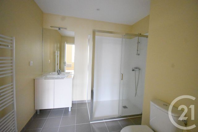 Appartement F1 &agrave; louer - 1 pi&egrave;ce - 41,90 m2 - Vichy - 03 - AUVERGNE