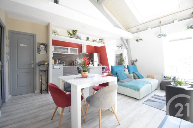 Appartement T3 &agrave; vendre - 3 pi&egrave;ces - 59,43 m2 - Vichy - 03 - AUVERGNE