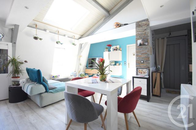 Appartement T3 &agrave; vendre - 3 pi&egrave;ces - 59,43 m2 - Vichy - 03 - AUVERGNE