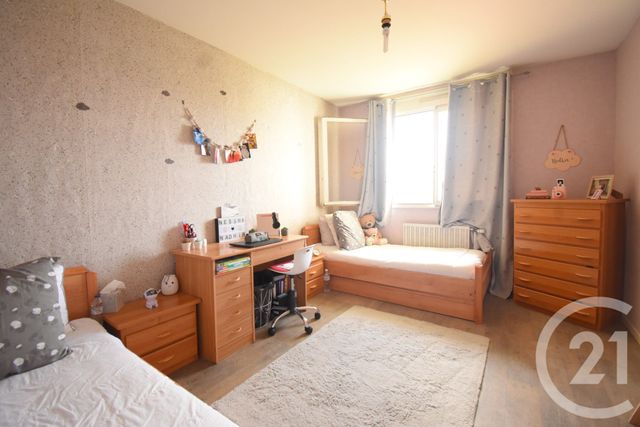 Appartement T3 &agrave; vendre - 3 pi&egrave;ces - 85,98 m2 - Vichy - 03 - AUVERGNE