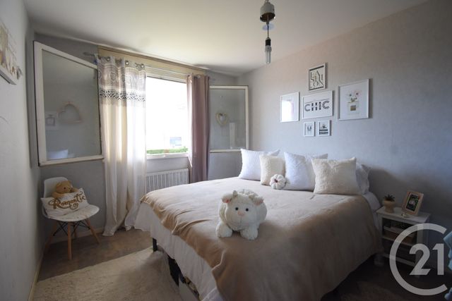 Appartement T3 &agrave; vendre - 3 pi&egrave;ces - 85,98 m2 - Vichy - 03 - AUVERGNE