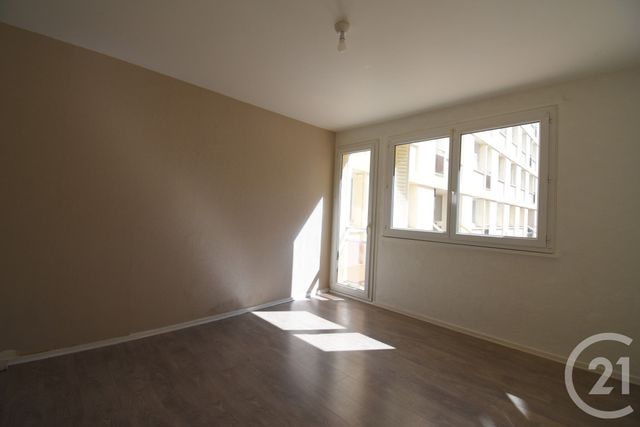 Appartement T4 &agrave; vendre - 4 pi&egrave;ces - 67,30 m2 - Vichy - 03 - AUVERGNE
