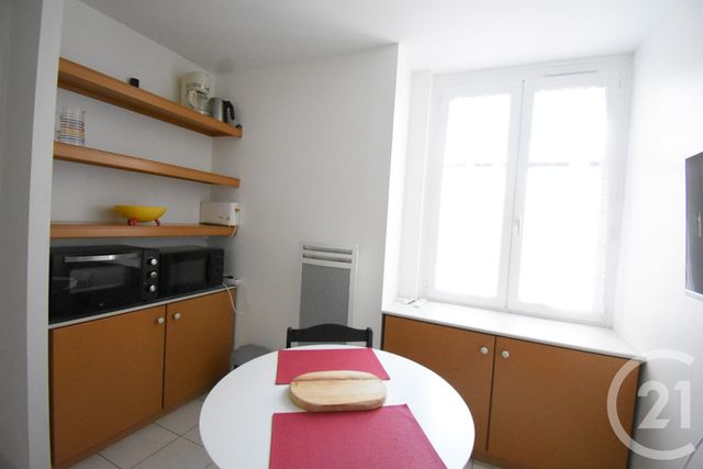 Appartement F1 &agrave; louer - 1 pi&egrave;ce - 18,41 m2 - Vichy - 03 - AUVERGNE