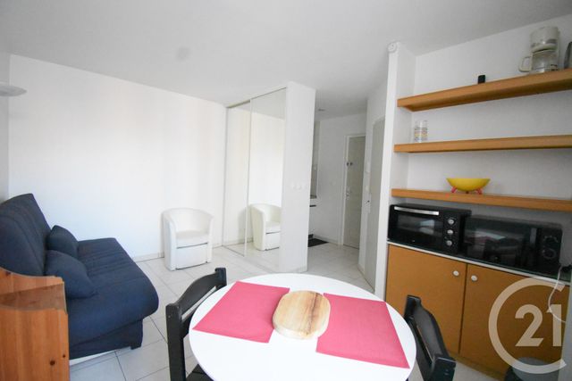 Appartement F1 &agrave; louer - 1 pi&egrave;ce - 18,41 m2 - Vichy - 03 - AUVERGNE