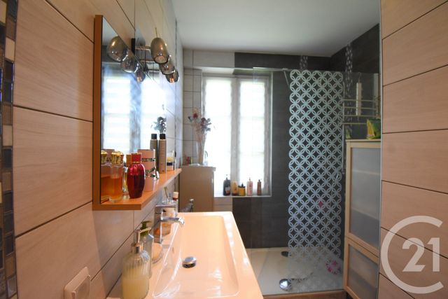 Maison &agrave; vendre - 5 pi&egrave;ces - 122 m2 - St Remy En Rollat - 03 - AUVERGNE