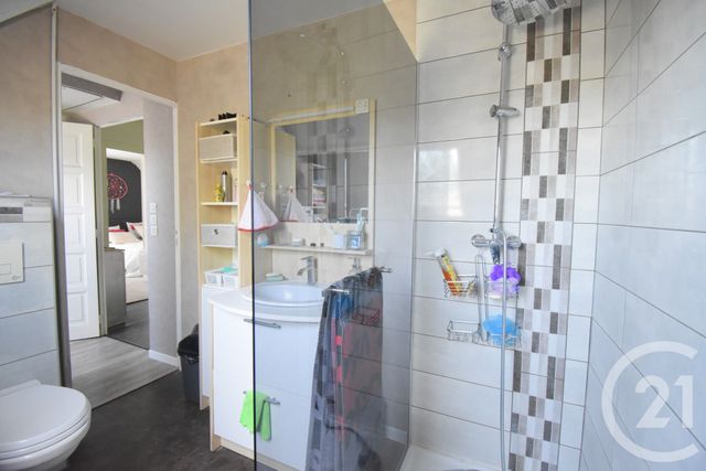 Maison &agrave; vendre - 5 pi&egrave;ces - 122 m2 - St Remy En Rollat - 03 - AUVERGNE