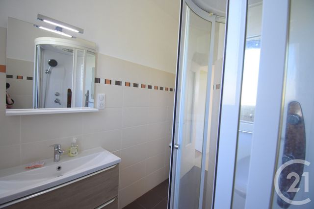 Maison &agrave; louer - 4 pi&egrave;ces - 90,59 m2 - Abrest - 03 - AUVERGNE