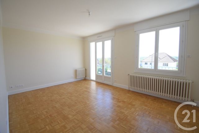 Maison &agrave; louer - 4 pi&egrave;ces - 90,59 m2 - Abrest - 03 - AUVERGNE