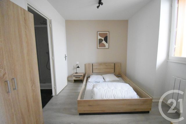 Appartement T2 &agrave; louer - 2 pi&egrave;ces - 26,05 m2 - Vichy - 03 - AUVERGNE