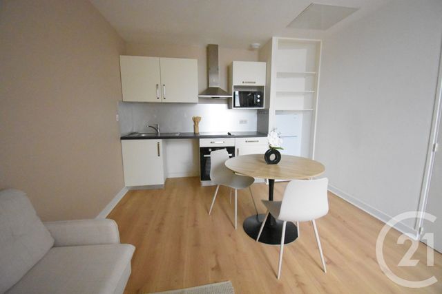 Appartement T2 &agrave; louer - 2 pi&egrave;ces - 26,05 m2 - Vichy - 03 - AUVERGNE