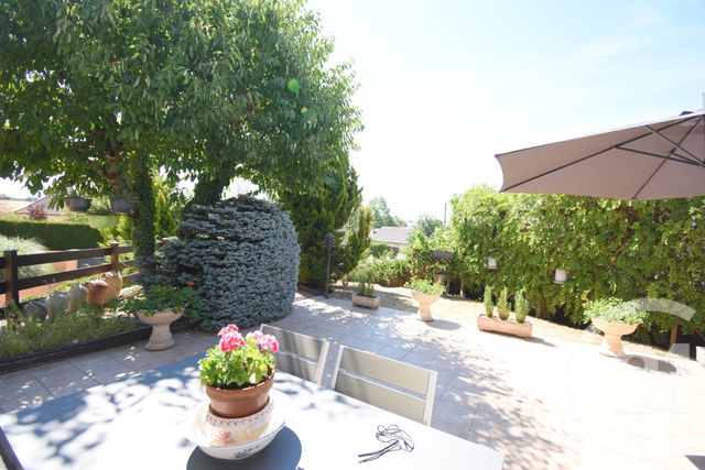 maison - CUSSET - 03