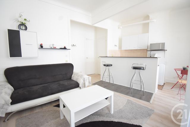 Appartement F2 &agrave; louer - 2 pi&egrave;ces - 33,20 m2 - Vichy - 03 - AUVERGNE