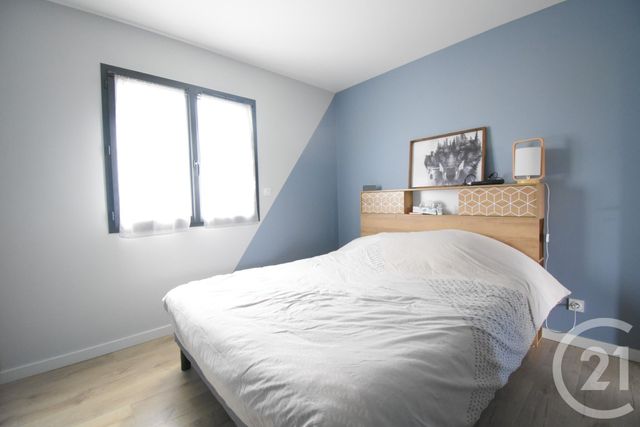 Maison &agrave; vendre - 4 pi&egrave;ces - 114 m2 - St Remy En Rollat - 03 - AUVERGNE