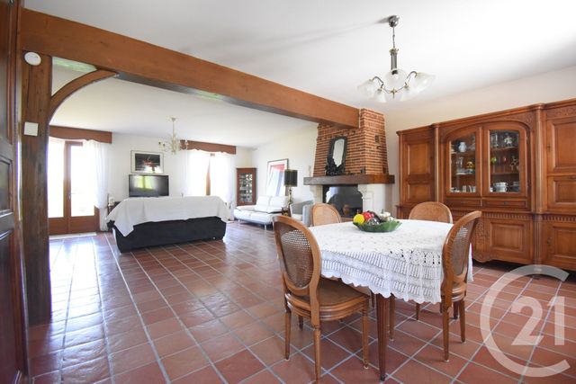Maison &agrave; vendre - 5 pi&egrave;ces - 206,15 m2 - Creuzier Le Vieux - 03 - AUVERGNE