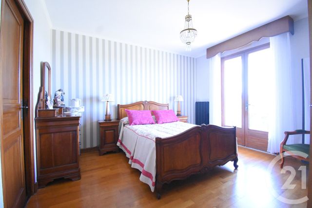 Maison &agrave; vendre - 5 pi&egrave;ces - 206,15 m2 - Creuzier Le Vieux - 03 - AUVERGNE