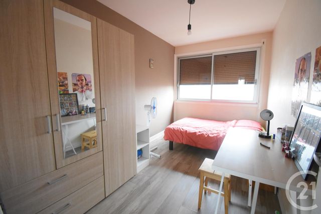 Appartement F3 &agrave; louer - 3 pi&egrave;ces - 69,30 m2 - Vichy - 03 - AUVERGNE