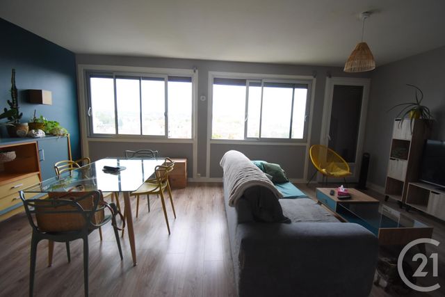 Appartement F3 &agrave; louer - 3 pi&egrave;ces - 69,30 m2 - Vichy - 03 - AUVERGNE