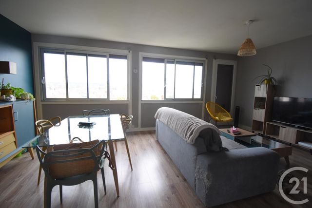 Appartement F3 &agrave; louer - 3 pi&egrave;ces - 69,30 m2 - Vichy - 03 - AUVERGNE