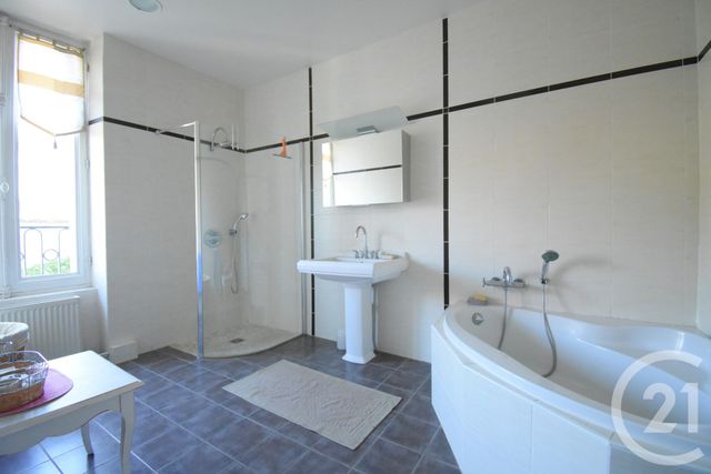 Maison &agrave; vendre - 8 pi&egrave;ces - 234,93 m2 - Vichy - 03 - AUVERGNE