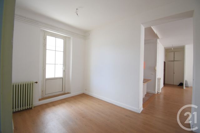 Appartement T3 &agrave; vendre - 3 pi&egrave;ces - 113,11 m2 - Vichy - 03 - AUVERGNE