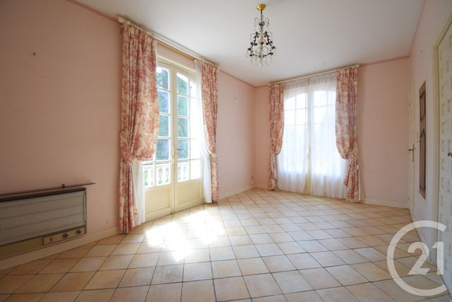 Maison &agrave; vendre - 6 pi&egrave;ces - 217,22 m2 - Bellerive Sur Allier - 03 - AUVERGNE