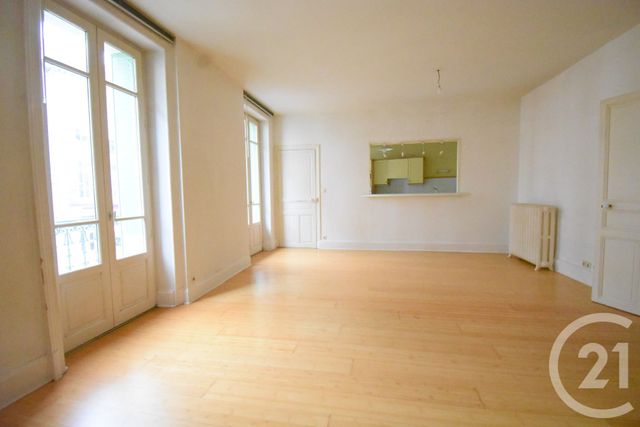 Appartement F3 &agrave; vendre - 3 pi&egrave;ces - 104,36 m2 - Vichy - 03 - AUVERGNE