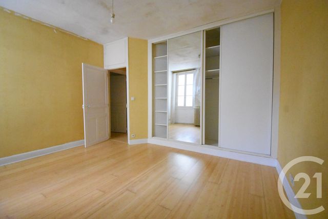 Appartement F3 &agrave; vendre - 3 pi&egrave;ces - 104,36 m2 - Vichy - 03 - AUVERGNE