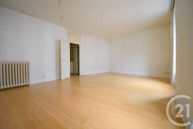 Appartement F3 &agrave; vendre - 3 pi&egrave;ces - 104,36 m2 - Vichy - 03 - AUVERGNE