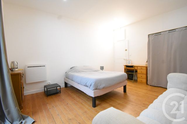 Appartement F3 &agrave; louer - 3 pi&egrave;ces - 104,79 m2 - Vichy - 03 - AUVERGNE