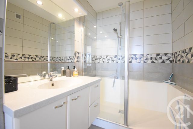 Appartement F3 &agrave; vendre - 3 pi&egrave;ces - 68,03 m2 - Vichy - 03 - AUVERGNE