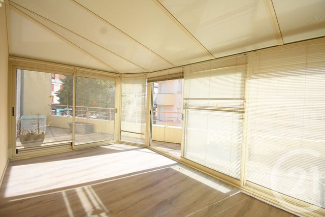 Appartement F3 &agrave; vendre - 3 pi&egrave;ces - 78,17 m2 - Vichy - 03 - AUVERGNE