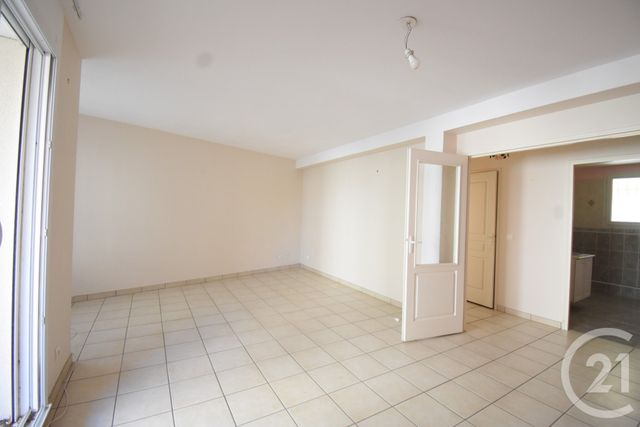 Appartement F3 &agrave; vendre - 3 pi&egrave;ces - 78,17 m2 - Vichy - 03 - AUVERGNE