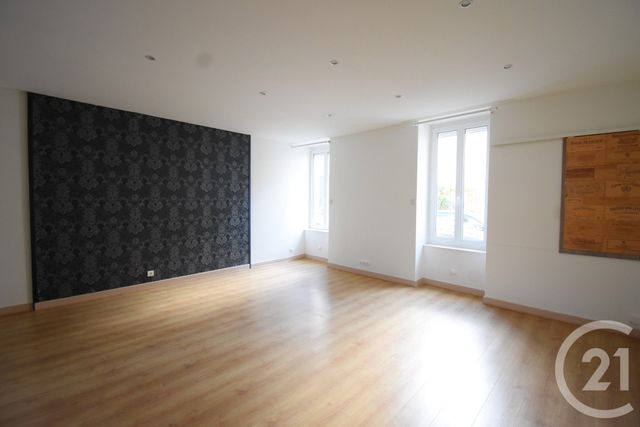 Maison &agrave; louer - 3 pi&egrave;ces - 120,68 m2 - Vichy - 03 - AUVERGNE