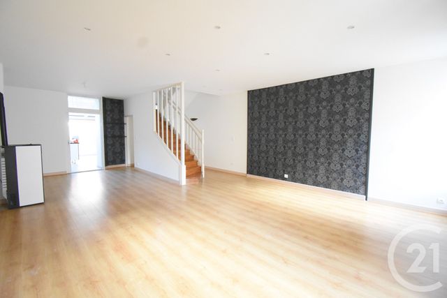 Maison &agrave; louer - 3 pi&egrave;ces - 120,68 m2 - Vichy - 03 - AUVERGNE