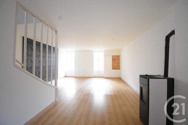 Maison &agrave; louer - 3 pi&egrave;ces - 120,68 m2 - Vichy - 03 - AUVERGNE