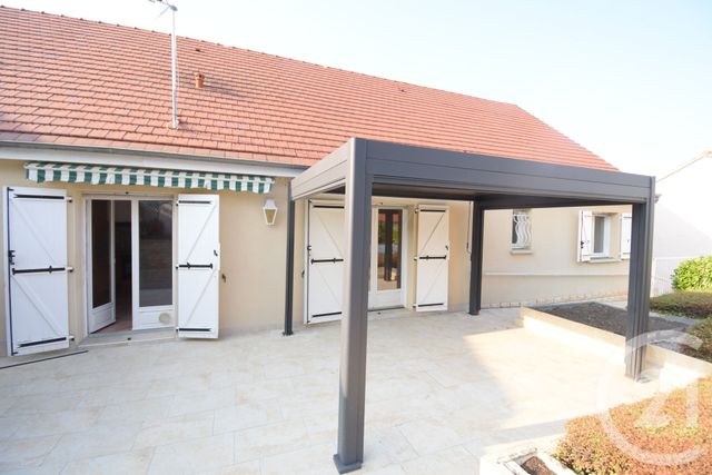 Maison &agrave; louer - 4 pi&egrave;ces - 122,20 m2 - Bellerive Sur Allier - 03 - AUVERGNE