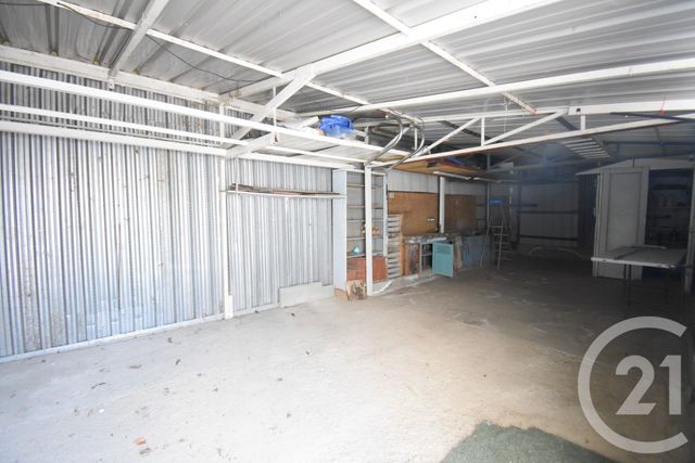 Maison &agrave; louer - 4 pi&egrave;ces - 122,20 m2 - Bellerive Sur Allier - 03 - AUVERGNE