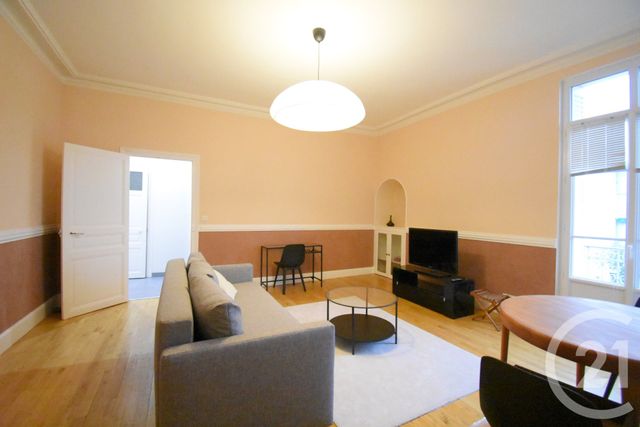 Appartement F2 &agrave; louer - 2 pi&egrave;ces - 63,83 m2 - Vichy - 03 - AUVERGNE
