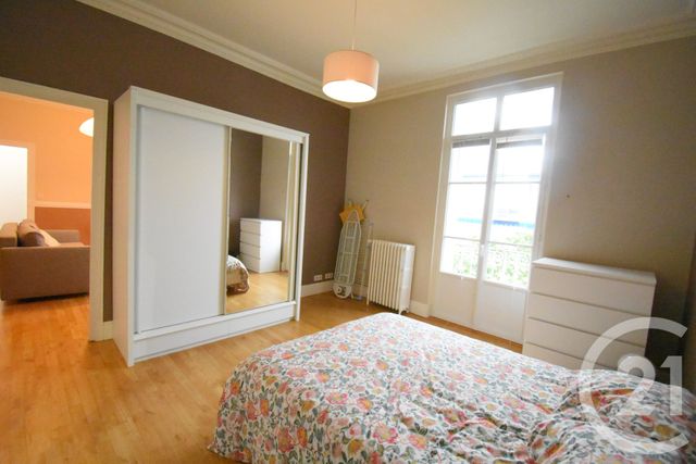 Appartement F2 &agrave; louer - 2 pi&egrave;ces - 63,83 m2 - Vichy - 03 - AUVERGNE