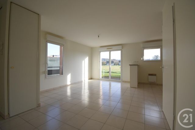 Appartement T3 &agrave; louer - 3 pi&egrave;ces - 61,63 m2 - Hauterive - 03 - AUVERGNE