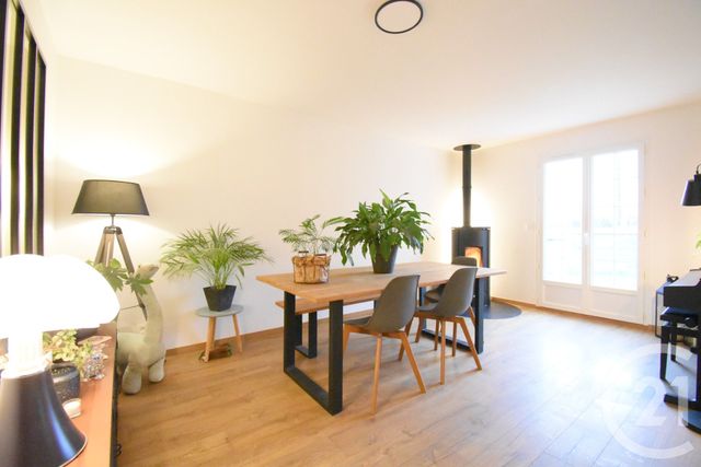 Maison &agrave; louer - 5 pi&egrave;ces - 135,58 m2 - Cusset - 03 - AUVERGNE