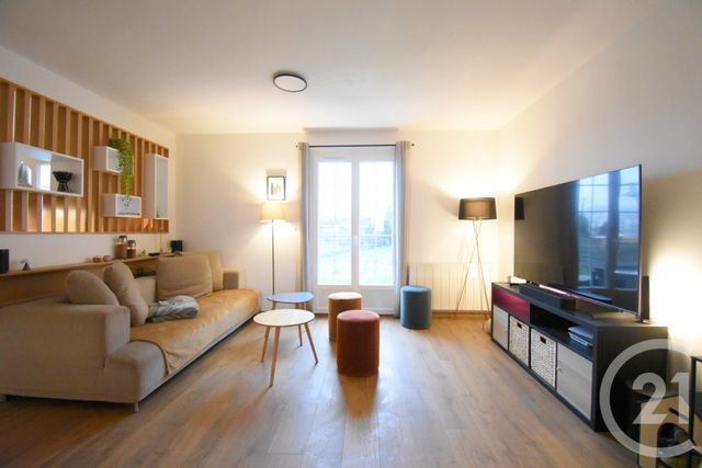 Maison &agrave; louer - 5 pi&egrave;ces - 135,58 m2 - Cusset - 03 - AUVERGNE