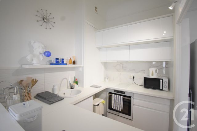 Appartement F2 &agrave; louer - 2 pi&egrave;ces - 43,42 m2 - Vichy - 03 - AUVERGNE