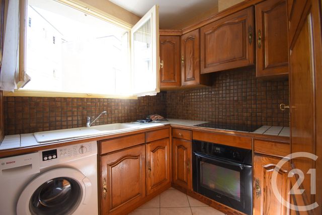Appartement T3 &agrave; vendre - 3 pi&egrave;ces - 73,10 m2 - Vichy - 03 - AUVERGNE