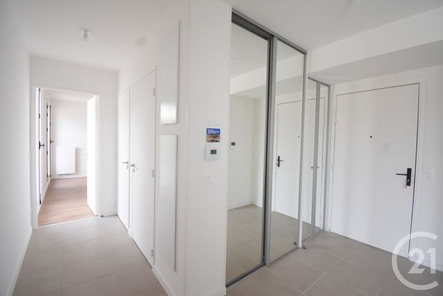 Appartement F2 &agrave; louer - 2 pi&egrave;ces - 47,30 m2 - Vichy - 03 - AUVERGNE
