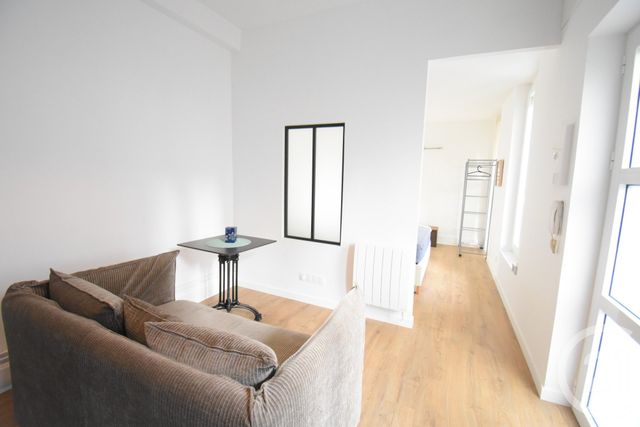 Appartement F2 &agrave; louer - 2 pi&egrave;ces - 26,06 m2 - Vichy - 03 - AUVERGNE