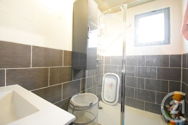 Maison &agrave; vendre - 4 pi&egrave;ces - 111 m2 - St Germain Des Fosses - 03 - AUVERGNE