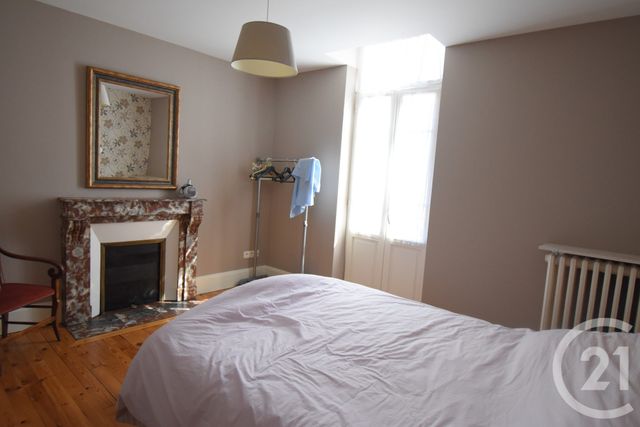 Appartement F3 &agrave; louer - 3 pi&egrave;ces - 57,60 m2 - Vichy - 03 - AUVERGNE