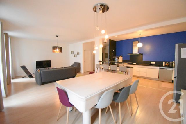 Appartement F4 &agrave; louer - 4 pi&egrave;ces - 121,83 m2 - Vichy - 03 - AUVERGNE