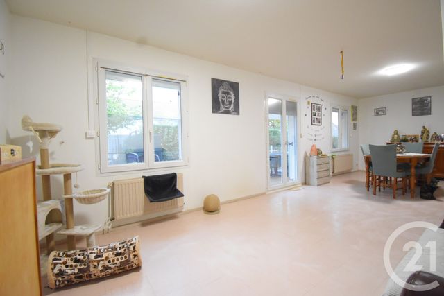 Maison &agrave; vendre - 3 pi&egrave;ces - 76,96 m2 - St Germain Des Fosses - 03 - AUVERGNE
